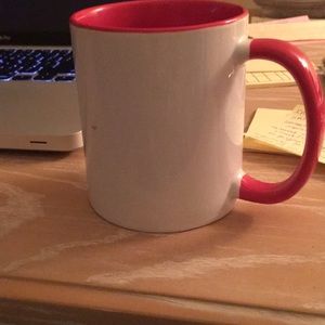 Meet your Posher, Lora